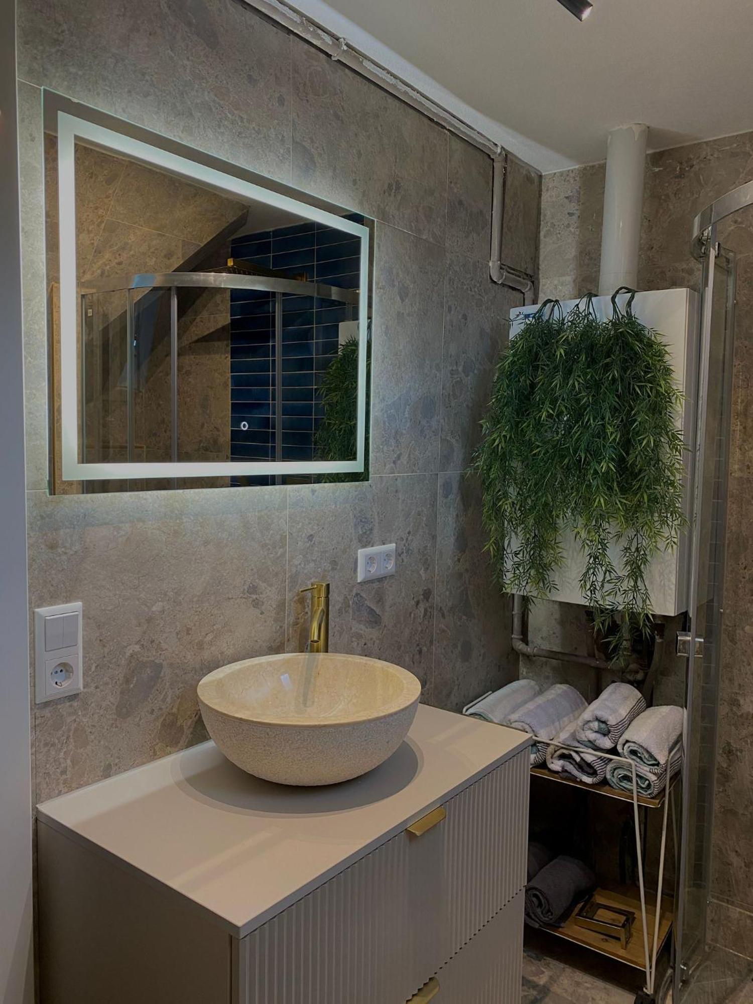 C&B City Homes Friedrichshafen Bagian luar foto